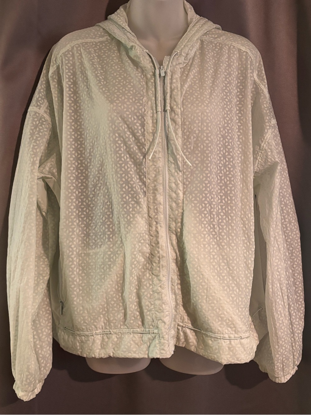 Lululemon Light Mint Ruffle Hooded Sheer Windbreaker